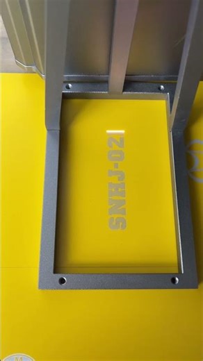 Handheld lithium-ion battery-powered laser marking machine, fiber laser marking machine, metal