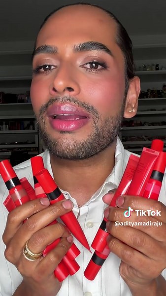 Swatching Hung Vanngo Beauty Lip Glosses: High Shine Test