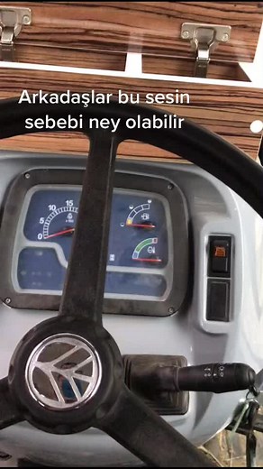 Exploring Tractor Dashboard Features and Controls