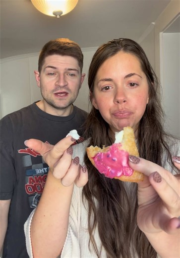 @tacobell 🔔💜🌮🎂 EXCUSE ME THIS IS DELISH This is brand new! Def get out and go try it! And report back to tell us what ya think! @Connor Chandler #chandlerreviews #tacobell #new #tryit #food