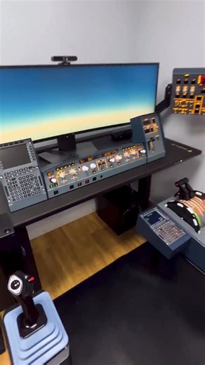 A complete SKALARKI - A320 DESKTOPLine setup 😎 FCU, ABRK, OVERHEAD, MCDU, TQ-BOX, and Side Stick — all compact, all ready for takeoff. Find our DESKTOPLine bundles online, or build yours piece by piece ✈️ 👉 skalarki-electronics.com/collections/desktopline | SKALARKI electronics Ltd