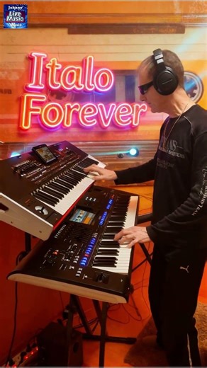 Why is nobody talking about this sound? Live Synth Performance I Saxobeat Remix