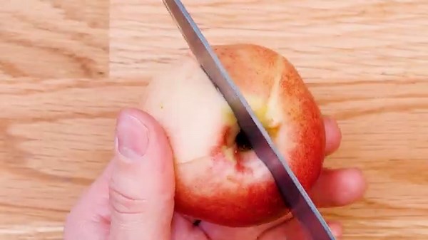How to Cut Fruit Easily – Pro Kitchen Techniques You’ll Love