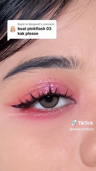 How to Use Pink Flash Eyeshadow for Stunning Looks