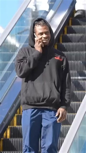 83K views · 5.2K reactions | Slipping Money To Strangers On The Escalator  #foryoupage #catch #fyp #public #reels #Cash #street #prank | Big Prank | Facebook