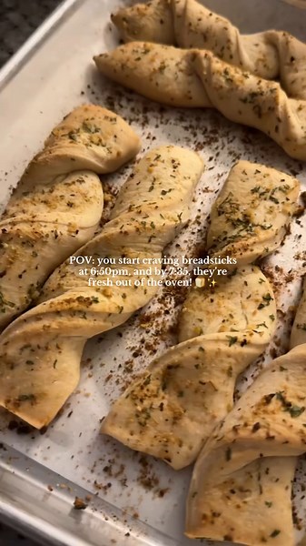 Quick and Easy Homemade Breadsticks Recipe