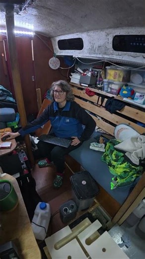 Typical evening trying to do the washing up in the middle of a boat refit #LiveAboard #BoatLife