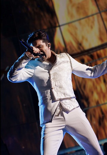 Aluga-se: Novo Álbum de Luan Santana