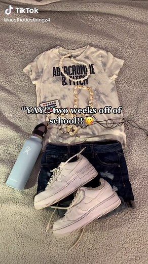 i miss the vsco days! 😢 #vsco #outfitinspo #fashion #clothes #outfits #style #aesthetic #pinterest #school #fitcheck #viral #2019 #fypシ