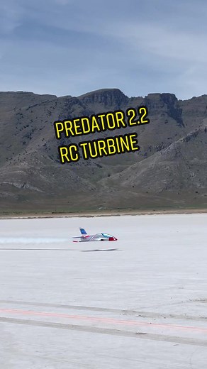 Turbine Powered RC Predator 2.2 Flown by Eddy Voloch #rc #rcairplanes #rcjets #turbine #predator #smokescreen #airshow