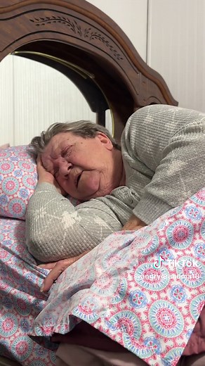 Hilarious Alexa Prank on Grandma! Funny Comedy Video