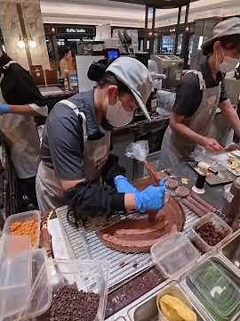 GODIVA Chocolate Crepe Experience | Seoul food