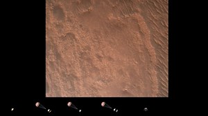 🚀🛰️🌏 Chúng ta mới chỉ khởi đầu 😎🇺🇸🎉! Tuần trước, tàu thăm dò Mars 2020 Perseverance của NASA đã đổ bộ trên sao Hỏa và ghi lại những thước phim ly kỳ khi hạ cánh ở miệng núi lửa Jezero trên Hành tinh Đỏ. Các cảnh quay thực trong video này được ghi lại bởi một số máy quay là một phần hệ thống lối vào, đáp xuống và hạ cánh của tàu thăm dò. Theo ông Steve Jurczyk - quyền Quản lý NASA, "sứ mệnh Mars 2020 Perseverance thể hiện tinh thần kiên trì của quốc gia chúng ta ngay cả trong những tình hu