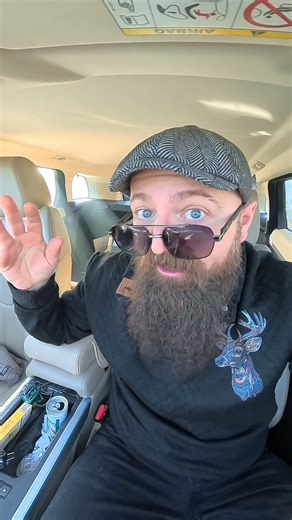 Darren Claringbold on Instagram: "Taming the beast! The little fella ended up like a strangled stress ball. 🏺🖐️ #potterylove #handmade #clay #technique #artistsoninstagram #LordK"