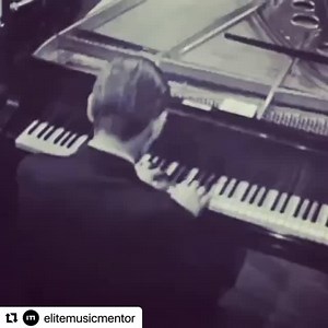 Bill Evans Trio live… #jazz #piano #pianist #pianism | Hangout - Jazz, Blues and Lounge Music