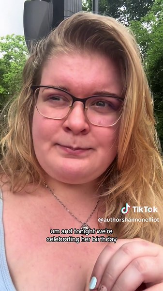 #dating #datingwomen #wlw #women #happybirthday