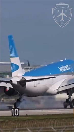 PILOT AVOIDS HELI CRASH AUTOROTATING INTO MIA