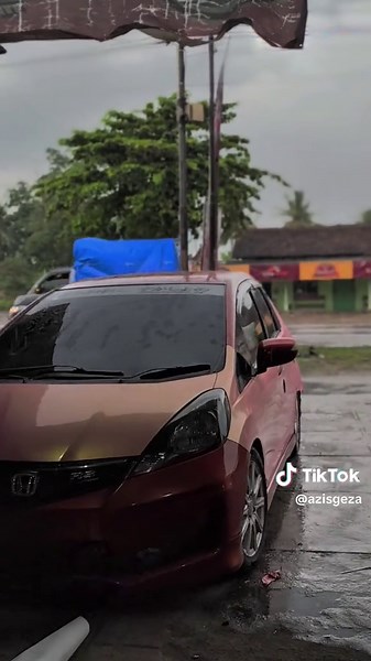 Honda Jazz RS Customization in Pink Lembayung Gold