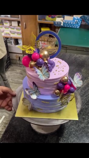 Stunning Birthday Cake Decorating Techniques
