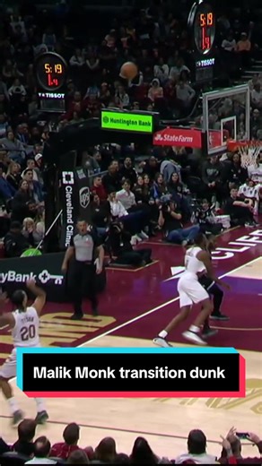 Malik Monk goes up for the hammer 💪🏽 #nbaphilippines #nbahighlights #sportsontiktok #basketballph