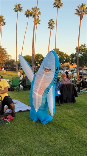 Say it once, say it twice… it’s showtime, Whittier! 👻 Join us for our FREE Movie in the Park double feature presentation of Tim Burton’s BeetleJuice and BeetleJuice BeetleJuice on Saturday, October 11 at Michigan Park. Can you hang with the Ghost with the Most for TWO films? There’s only one way to find out! Bring your family and friends for a night of thrills, chills, and laughs under the crisp fall sky 🎃✨ 👉 What’s it like at a @whittierprcs Movie in the Park night? Chill vibes, cozy setups,