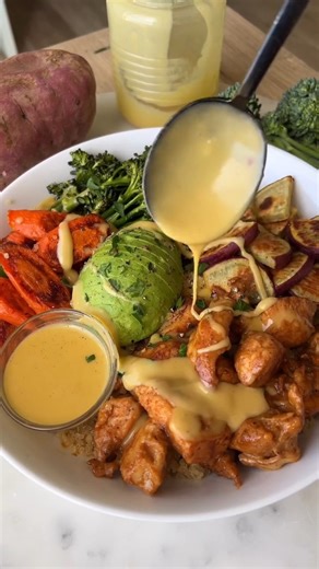 honey mustard chicken power bowl#chickenrecipes#bowl#honey#mustard#yummyfood#chicken#trendingshorts