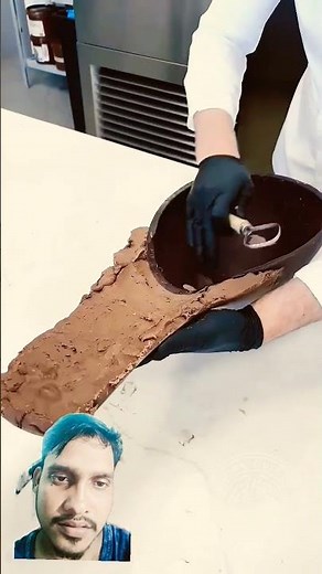 Making a chocolate crocodile 🐊🐊 #chocolate