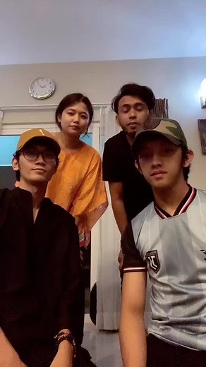 Ismailizzani (@ismail.izzani_)’s videos with original sound - Perri Kiely