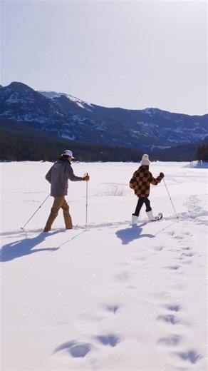 Whether you're skiing fresh powder, soaking in a hot spring, or just taking in the snow-covered peaks, Bozeman gives you room to breathe and reasons to move. | Visit Bozeman