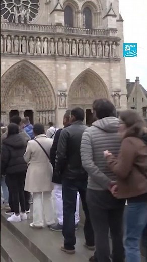 Pope Francis: Paris Notre-Dame cathedral bells ring out 88 times in tribute • FRANCE 24 English