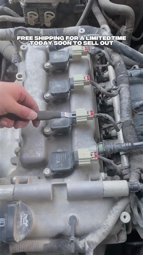 Free shipping, free shipping, free shipping! US only. 🇺🇸 Stop snapping those tabs! This is literally the only way to disconnect electrical plugs the right way. I should’ve bought this ages ago—I can’t even tell you how many connectors I’ve trashed before this. This dual-head tool is the perfect solution. It separates electrical terminals clean with zero hassle and zero mess. Made of heavy-duty aluminum with a comfortable, non-slip grip, it lets you get in there from any angle—fast, easy, and z