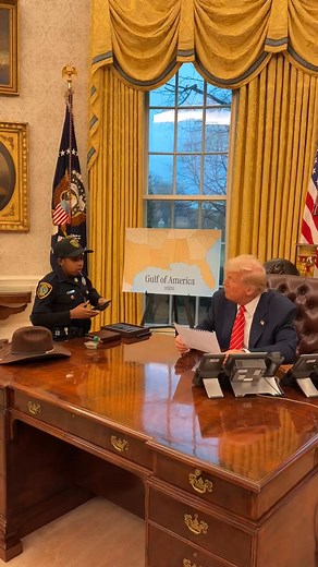 55K views · 1.9K reactions | Our newest Secret Service Agent DJ Daniel had a special gift for President Trump! ❤️ | The Political Insider | Facebook