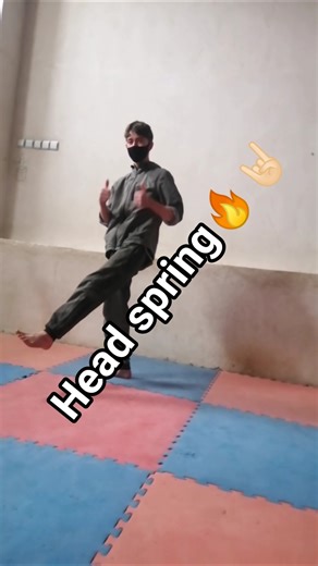 learn head spring in 15 seconds with ninja. #ninja #parkour #flip #short #headspring #gymnastics