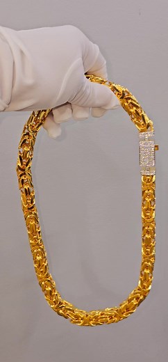 Byzantine Chain Jewelry: 700 DWT with VVS Diamonds