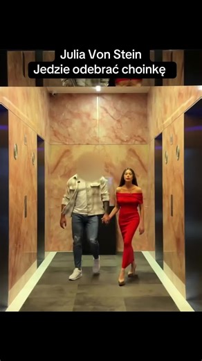 Julia Von Stein i choinka 🎄 po świętach 🎁#juliavonsteinhoff #juliavonstein #cosmopolitan #vonstein #choinka🎄 @fp_Julia._.von._.Stein