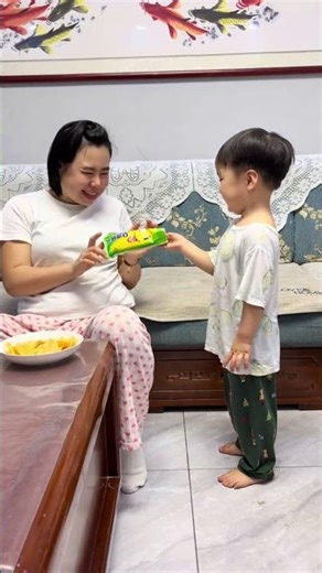 Tôi còn tưởng anh ấy sẽ cho tôi ăn chứ!