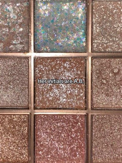 Personalized Initials in Fashion: A.B. Style Insights