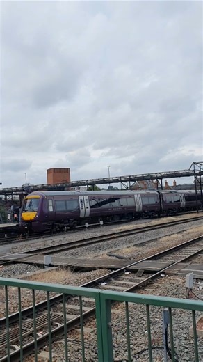 An East Midlands Railway Class 170 leaving Nottingham. #trains #trainspotting #trainspotter #shorts