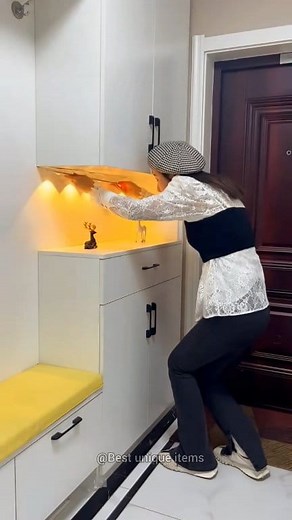 146K views · 637 reactions | Like & Follow Comment For Link  Motion sensor light #motionsensorlight #homedecor #2025reels | Best unique items | Facebook