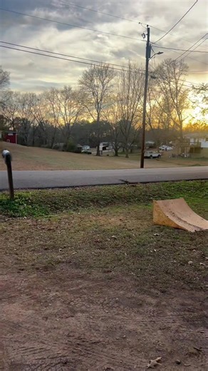 New Ramp and the Traxxas Sledge loves it! 💨💪#bigair #Traxxas #sledge #RC #FYP