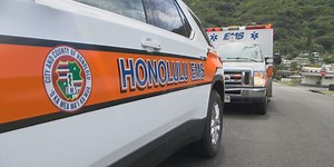 Police investigate armed robbery after man stabbed in parking lot