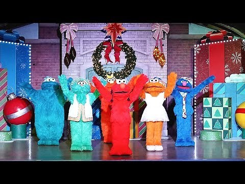 Elmo's Christmas Wish Show at Sesame Place