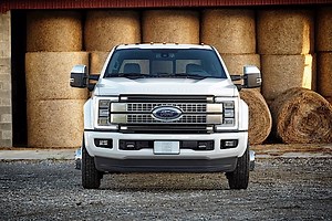 Test Drive: Reviewing the 2017 F-250 Super Duty Platinum - Ford-Trucks.com