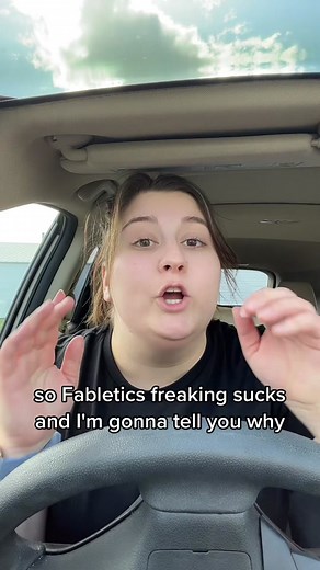 Fabletics Review: Ordering and Shipping to Canada