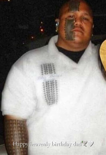 Hau’oli lā hānau pāpā🤍🕊️ My dad was known as one of the OG Hawaiians with face tattoo (kākau) from back in the early 90’s. He was well known, admired, loved and respected by many. He was Kāneala or braddah Ray to everyone. He taught me my first language ‘Ōlelo Hawai’i. Always loved and protected his kids. He is my Hero. He would’ve been 53 years old today. I love and miss you so much! Aloha wau iā ‘oe. Happy heavenly birthday dad🕊️🤍🕊️🤍 #Hawaii #Hawaiian #Kanaka