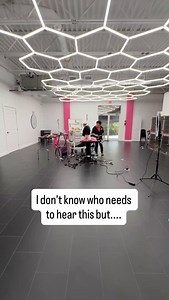 Apparently people think mixed breeds have less health issues than purebred dogs and bring up issues that purebred dogs have as a defense. So a few things in response to that -- 1️⃣ Some breeds have known health issues and are tested for them and responsible breeders do their best to eliminate them over time. But they are KNOWN, and tested for..unlike mixed breeds. 2️⃣ Just because a dog is "purebred" does not mean it is WELL-bred!! There are very specific things you should be looking for from a 