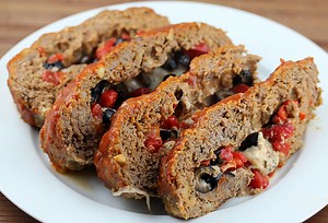 Italian Stuffed Meatloaf Recipe - Cully's Kitchen