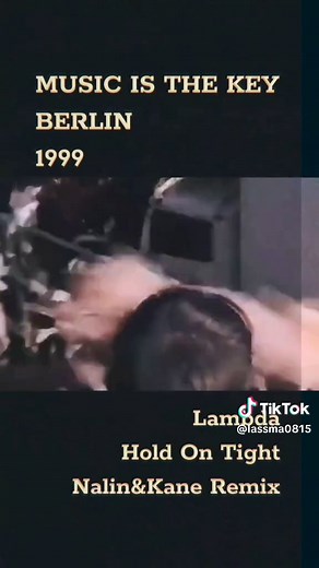 Berlin Love Parade 1999: A Celebration of Techno Music