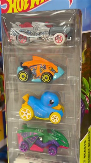 Mattel 2025 Hot Wheels Street Beasts 5 pack diecast cars Play Display Collect toys