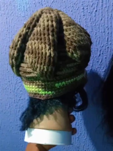 First attempt at crocheting a baseball face cap🤭 how did I do?? #crochet #handmade #Kbcrochet #crochettiktok #crochetbusiness #hairaccessory #hairclips #scrunchies #crochetcap #crocheterindeltastate #crocheterincalabar